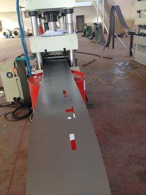 Machine de cadre de porte en acier turc