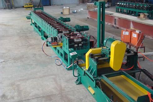 PLC 10m/Min machine de formage de panneaux muraux de chariot de camion