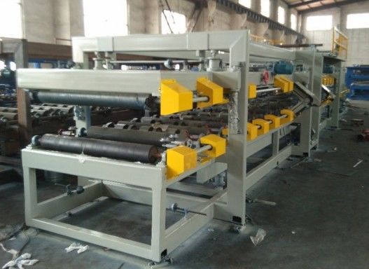 Machines de fabrication de panneaux sandwich EPS