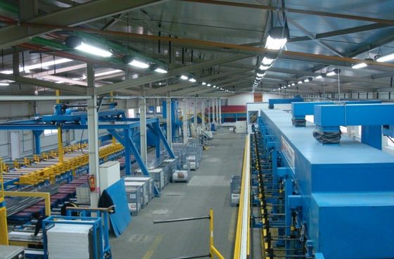 Machine à panneaux de sandwich PU PIR continue pour murs extérieurs